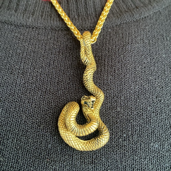 NIB Unisex Serpent 3D Pendant Necklace - Picture 4 of 7